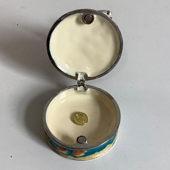 Portman Mermaid Sitting on Rock Sea Floor Enamel Crystals Figurine Box 4"x2.5" - Picture 4 of 8